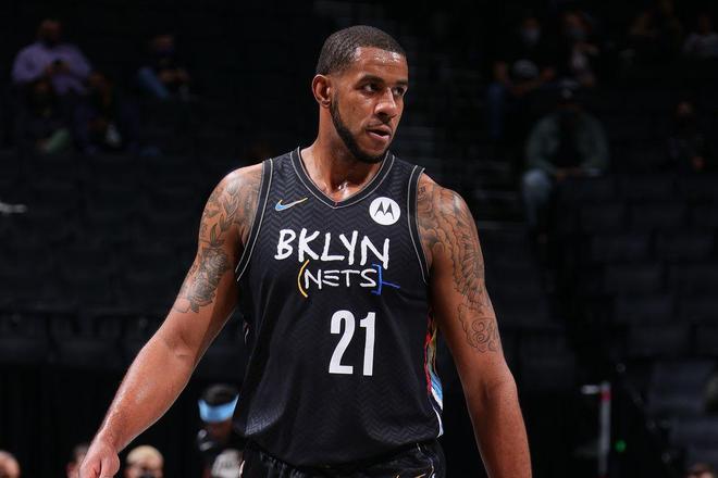 场上对球队 场上对球队