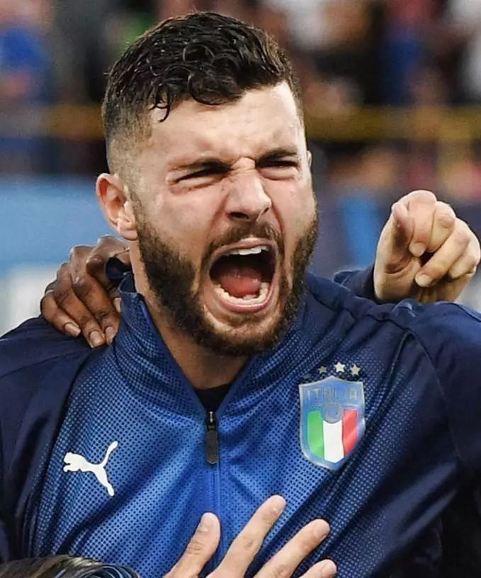 在代表马德 在代表马德