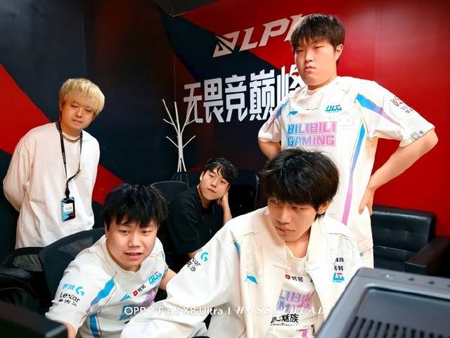 强者不必被 强者不必被